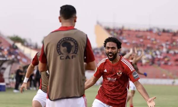الأهلى يتنافس في الدورى المصرى ضد بلدية المحلة يلا شوت لايف